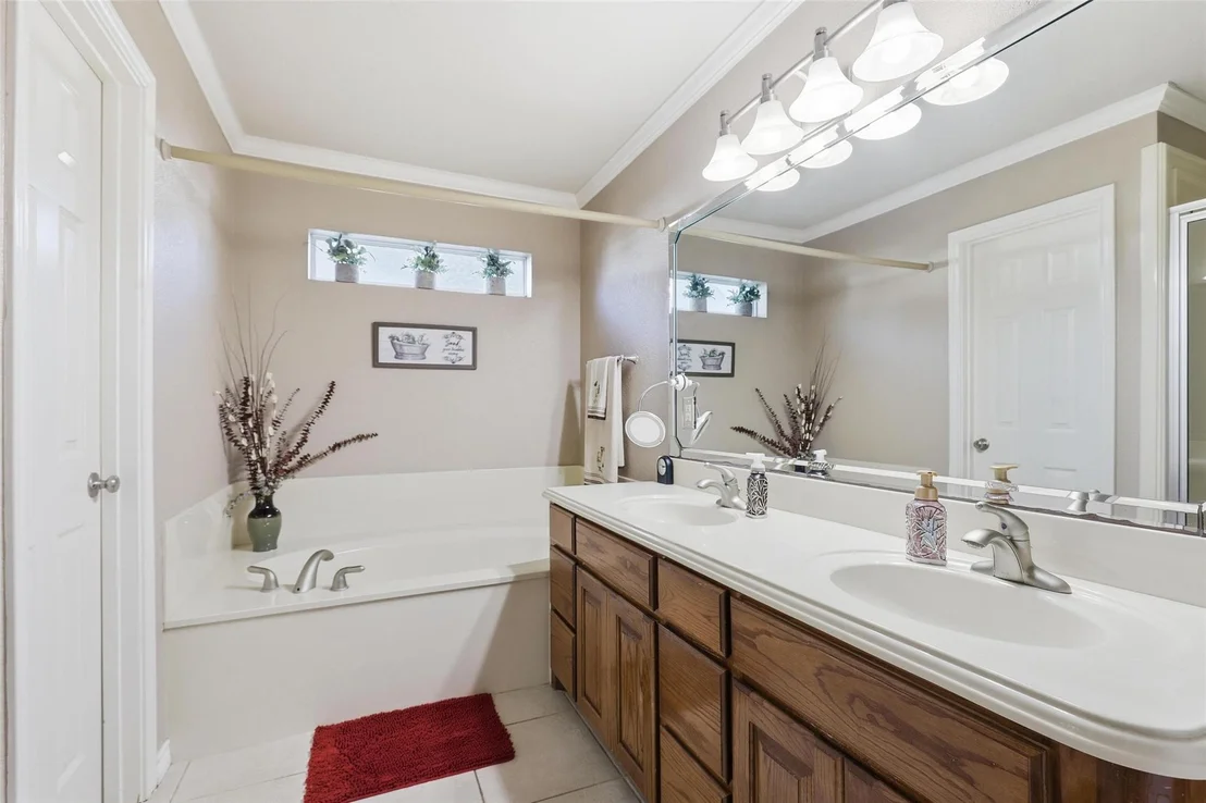Photo of 3207 Crossbridge Circle