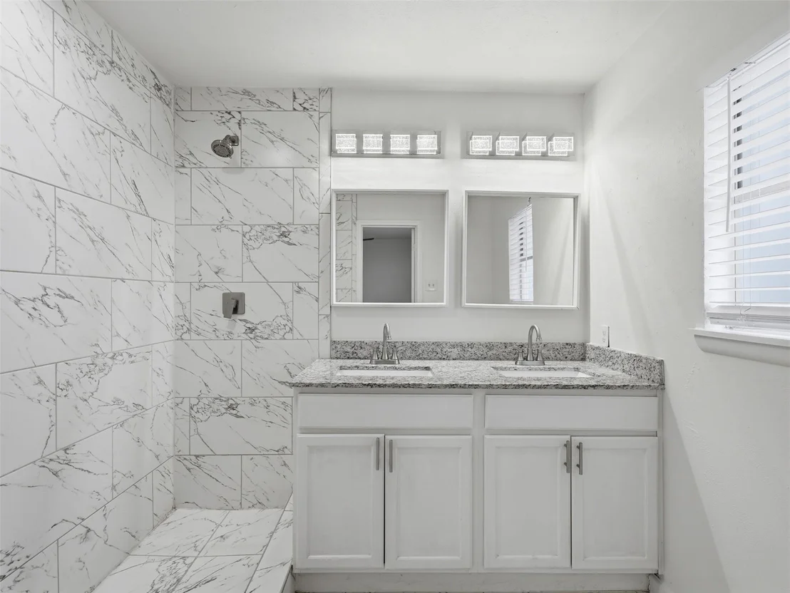 Photo of 2121 Canton Drive