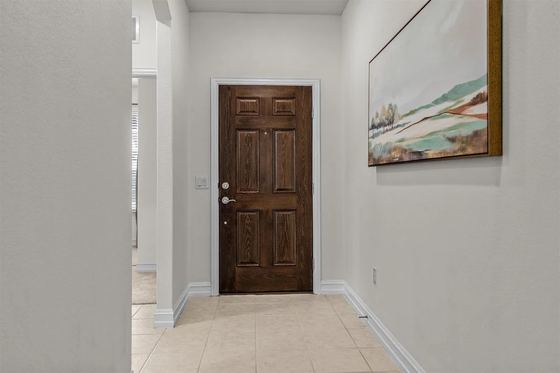 Photo of 6424 Roaring Creek
