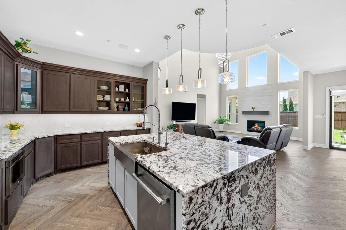 Photo of 689 Dancing Water Drive