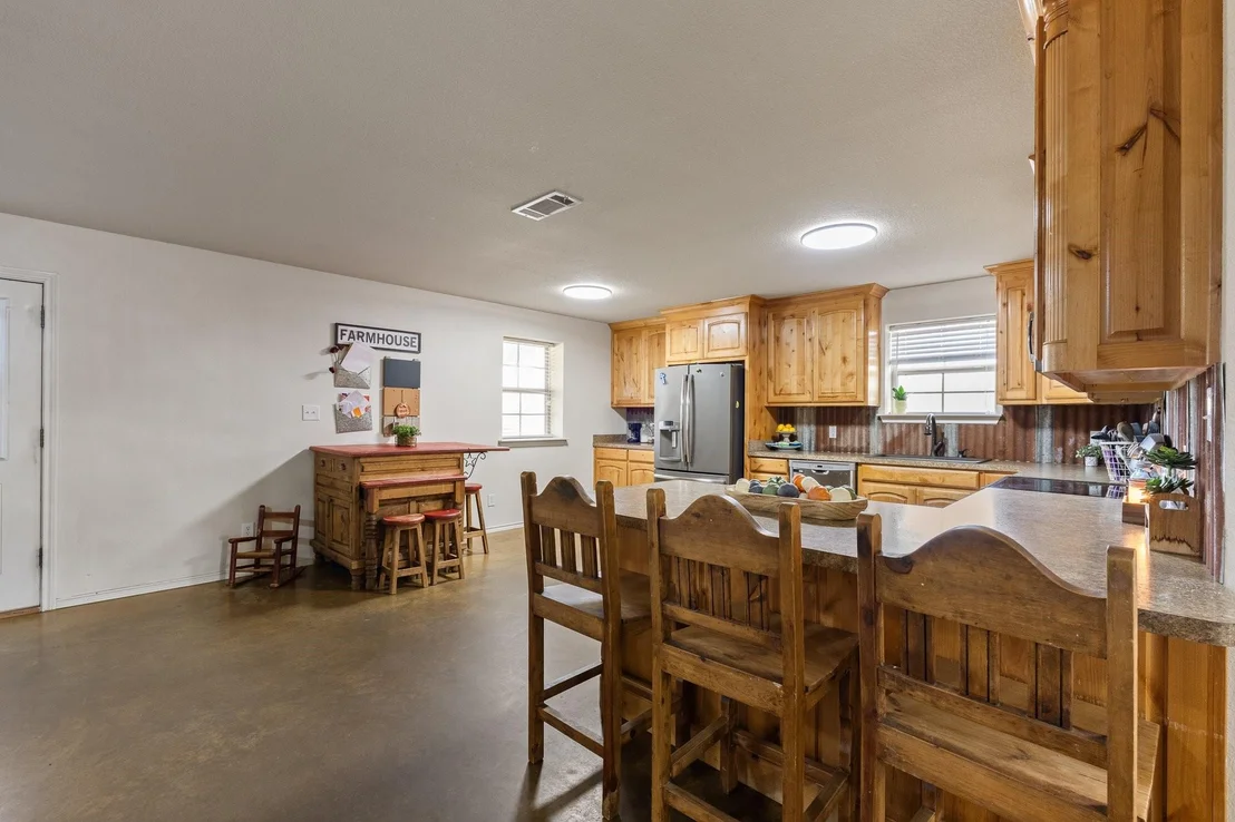 Photo of 685 County Road 1102