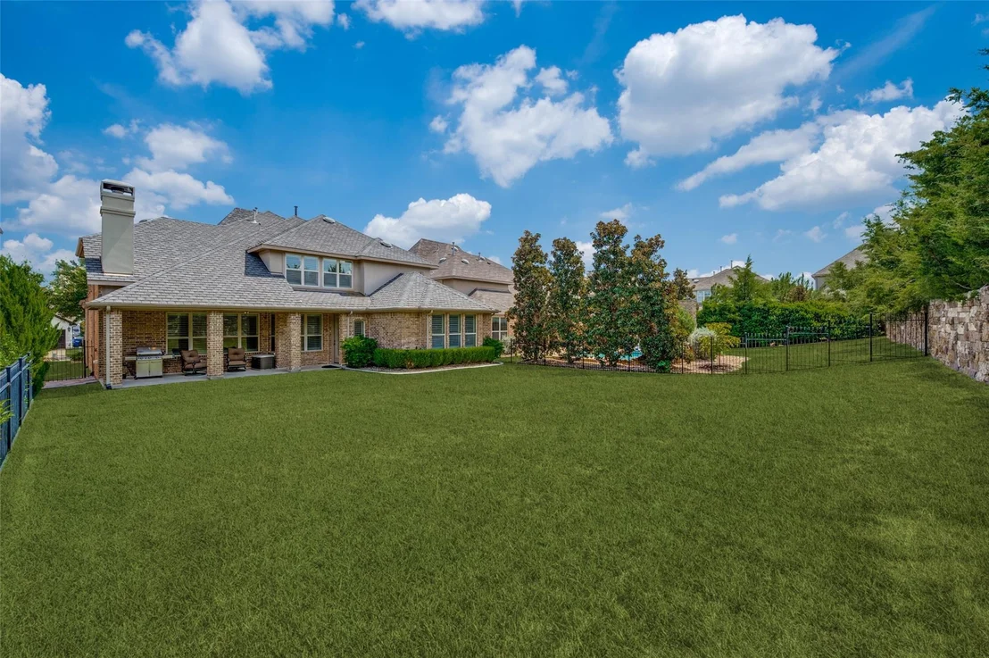 Photo of 5804 River Highlands Drive