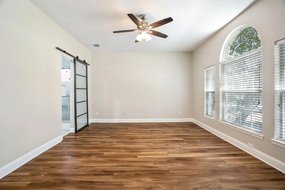 Photo of 1045 Woodhaven Circle