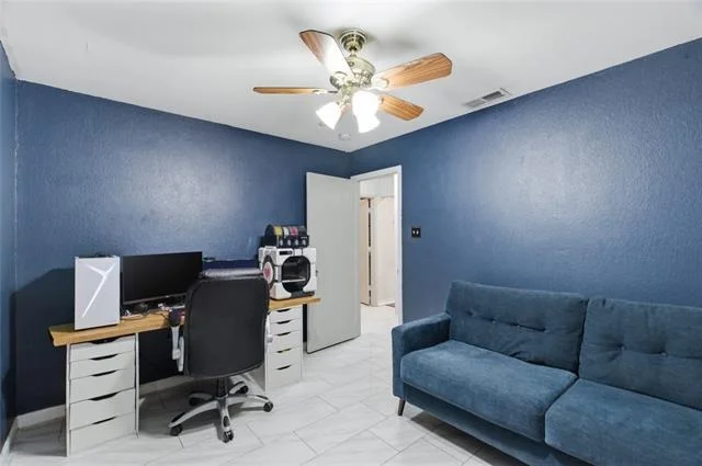 Photo of 604 Bluejay Drive