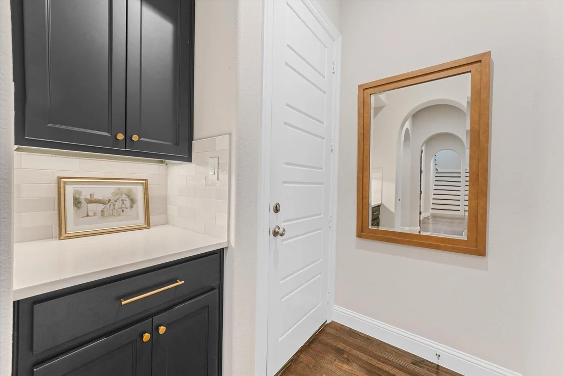 Photo of 1313 Grassland Drive