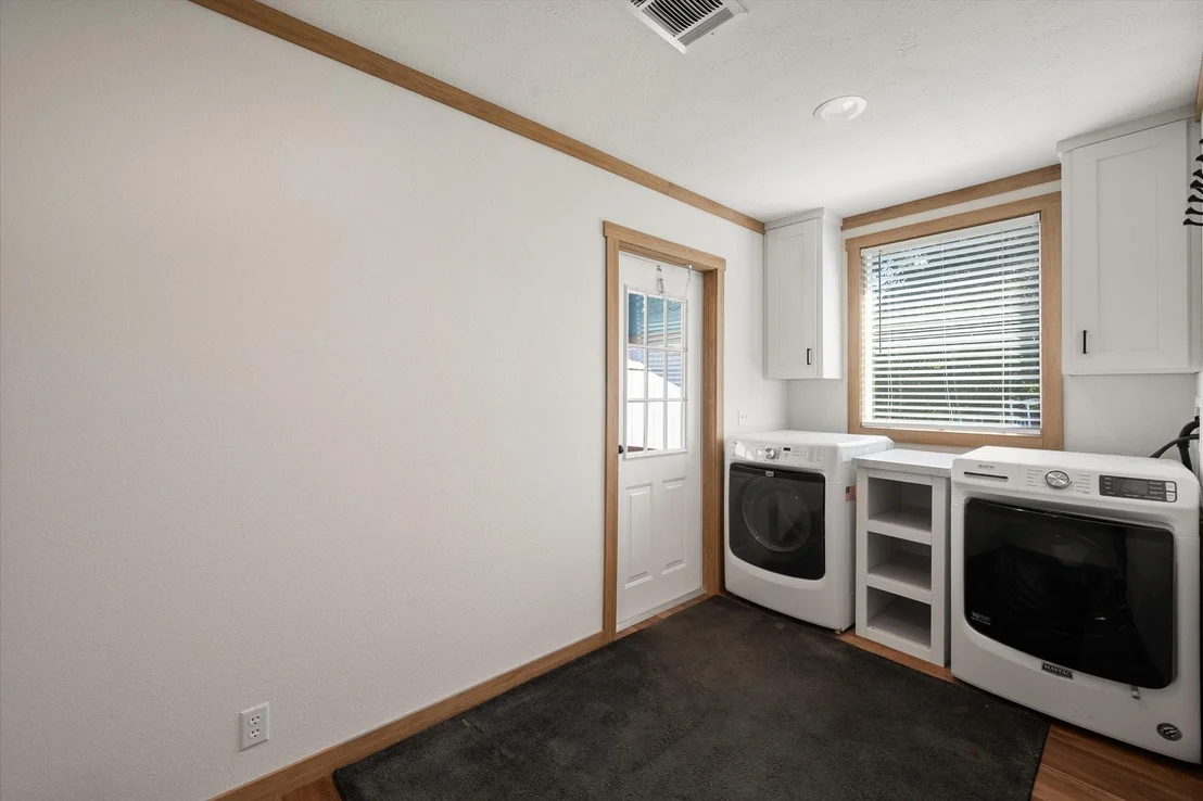 Photo of 716 N Wright Avenue