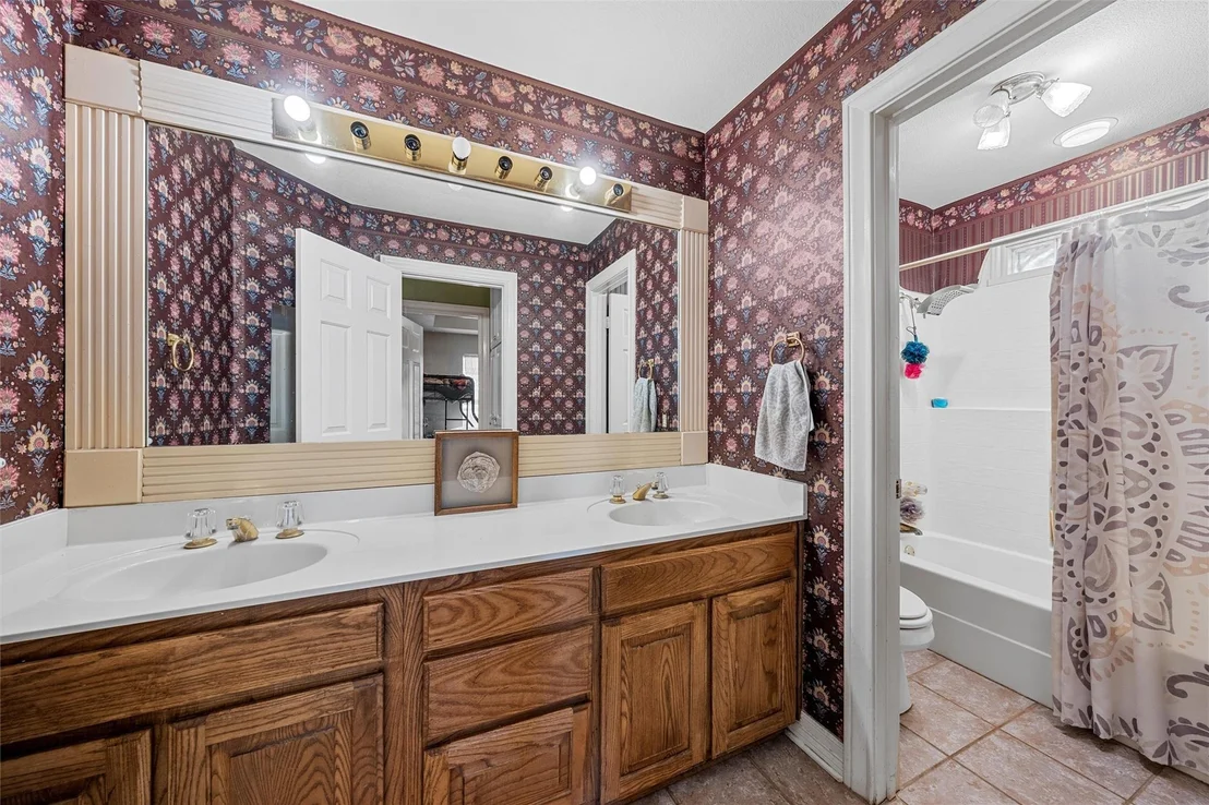 Photo of 654 County Road 473