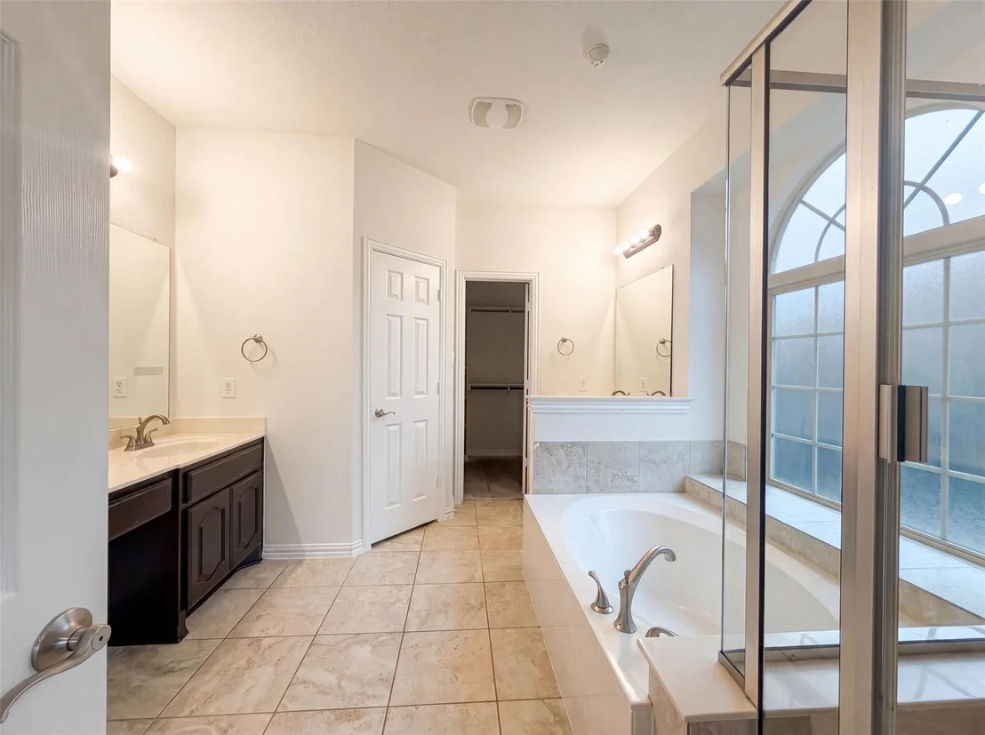 Photo of 1421 Caruth Lane
