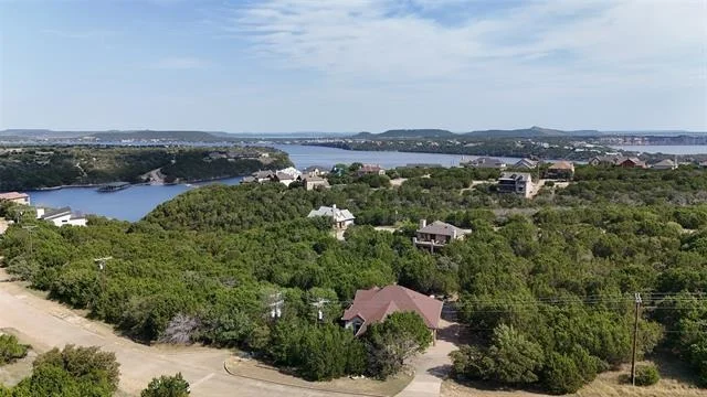 Photo of Unit 2 at 880 Cliffs Drive