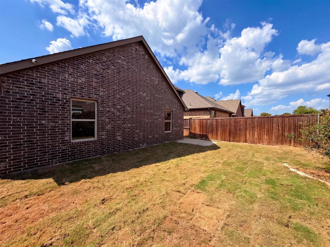 Photo of 5558 Yarborough Drive