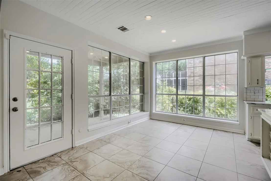 Photo of 2803 Wyndham Lane