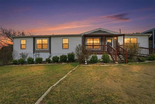 Photo of 3101 Hilltop Road