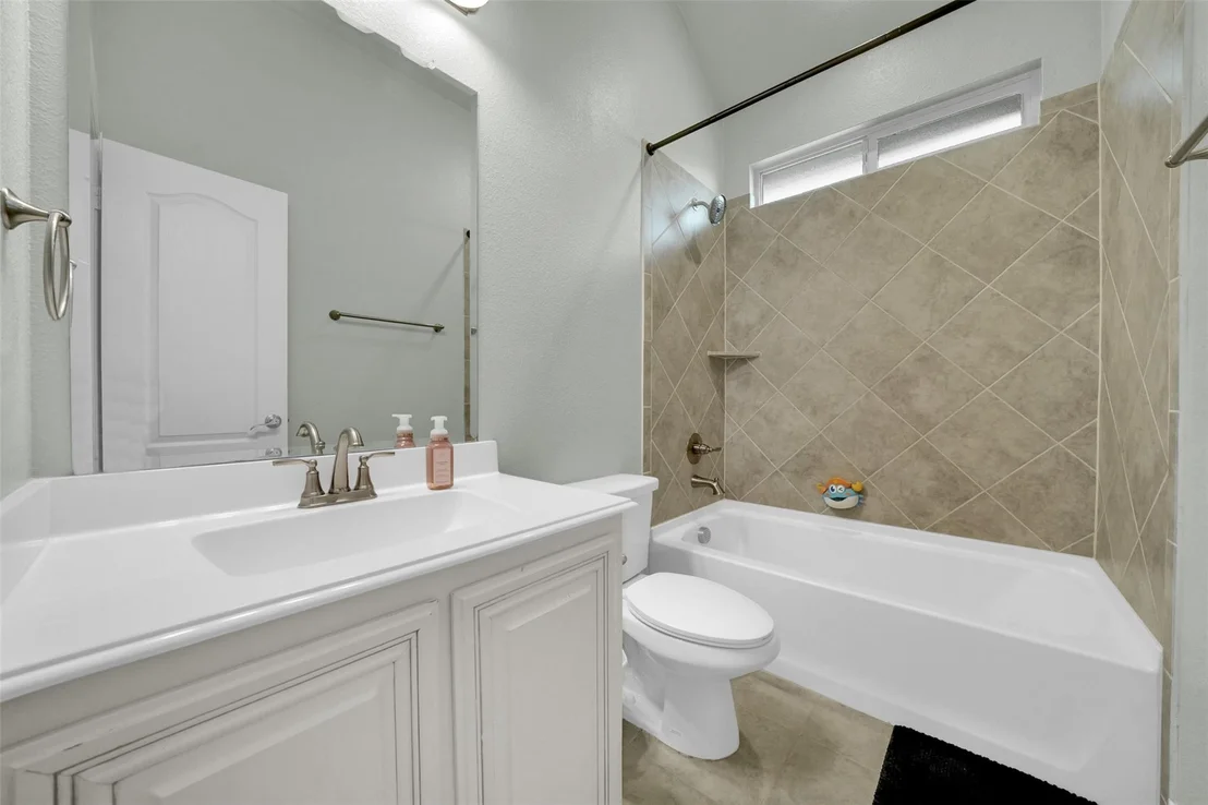 Photo of 1108 Canterbury Lane