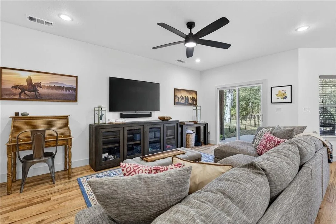 Photo of 206 Parkside Drive