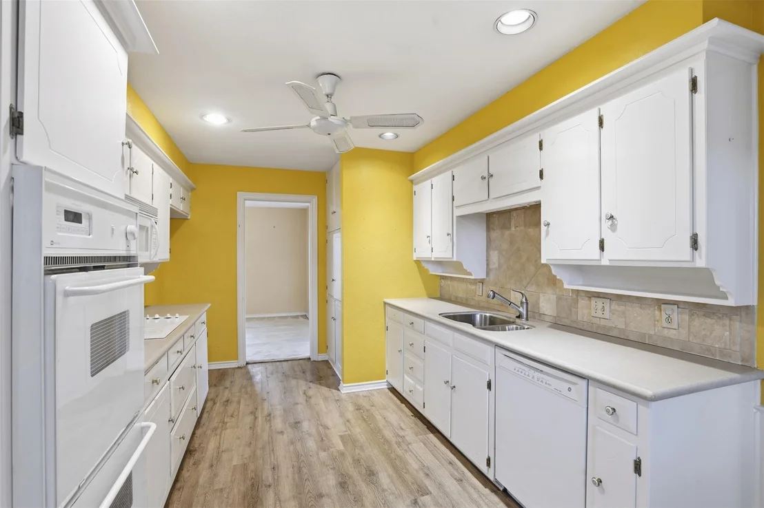 Photo of 4328 Winding Way
