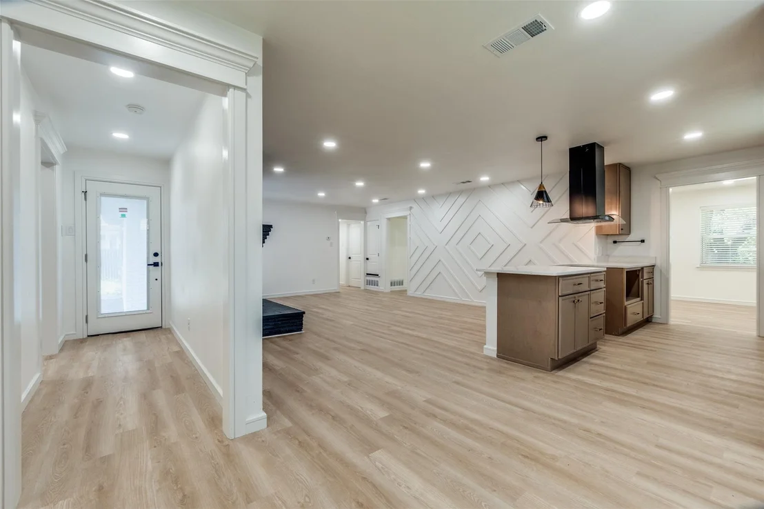 Photo of 5323 Blaney Way