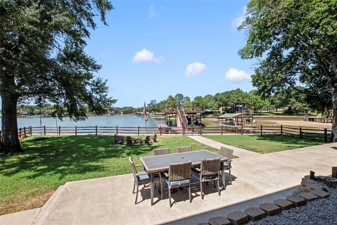Photo of 152 Sunset Drive