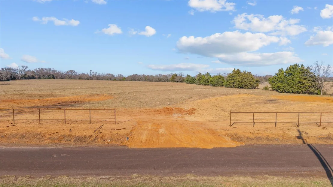 Photo of 17700 County Road 477