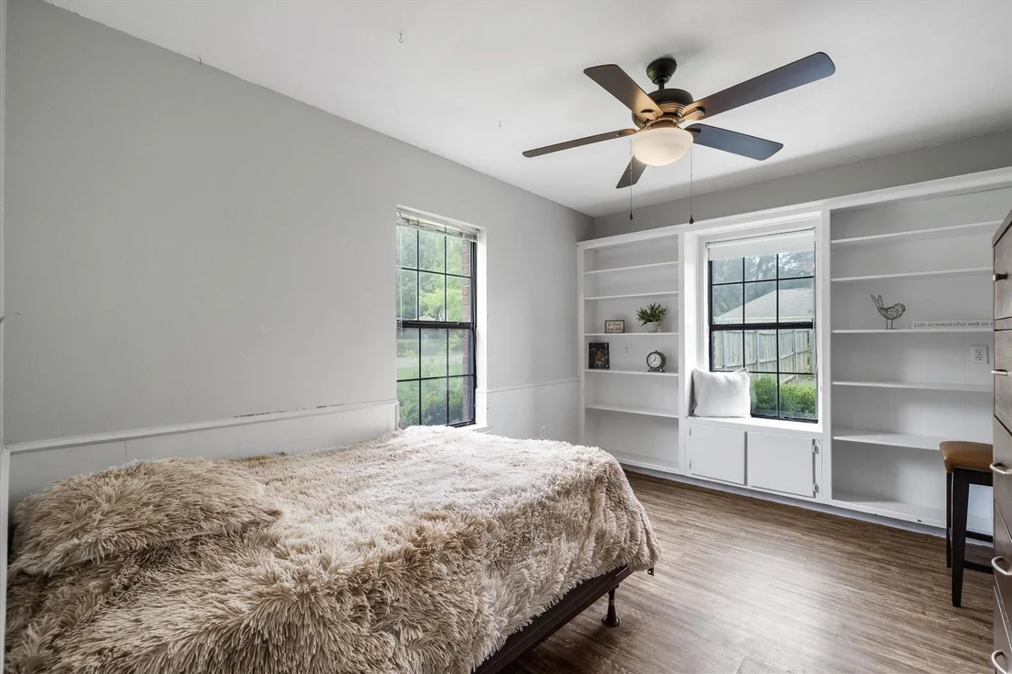 Photo of 163 Granada Square