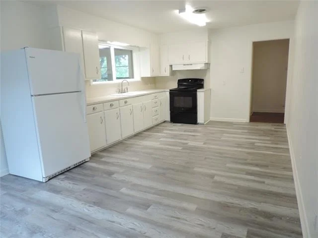 Photo of 581 Alexander Road