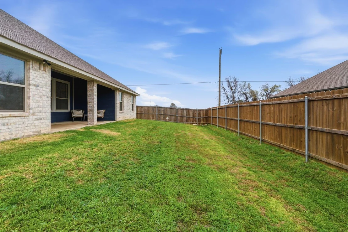 Photo of 972 Sam Street