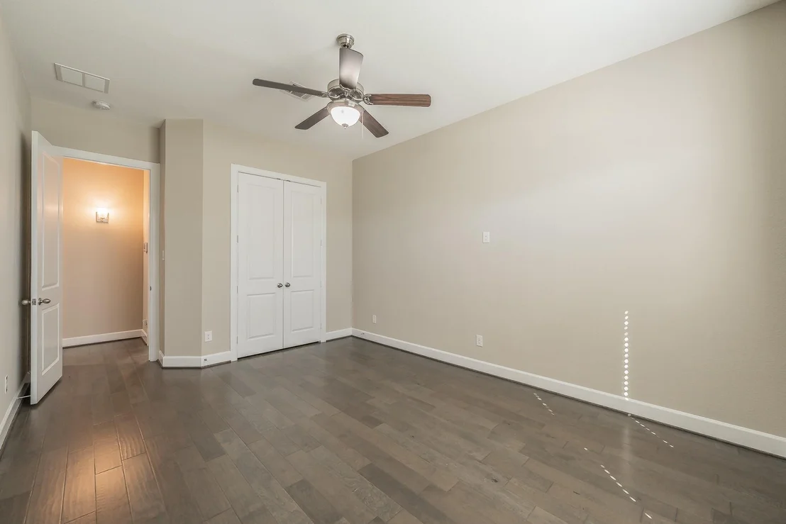 Photo of 1102 Rendon Place