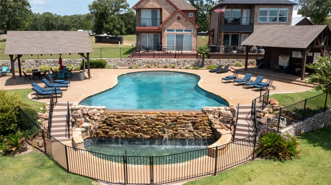Photo of 164 Marina Drive