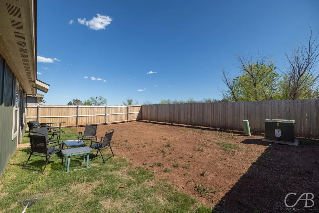 Photo of 7910 Vineyard Drive