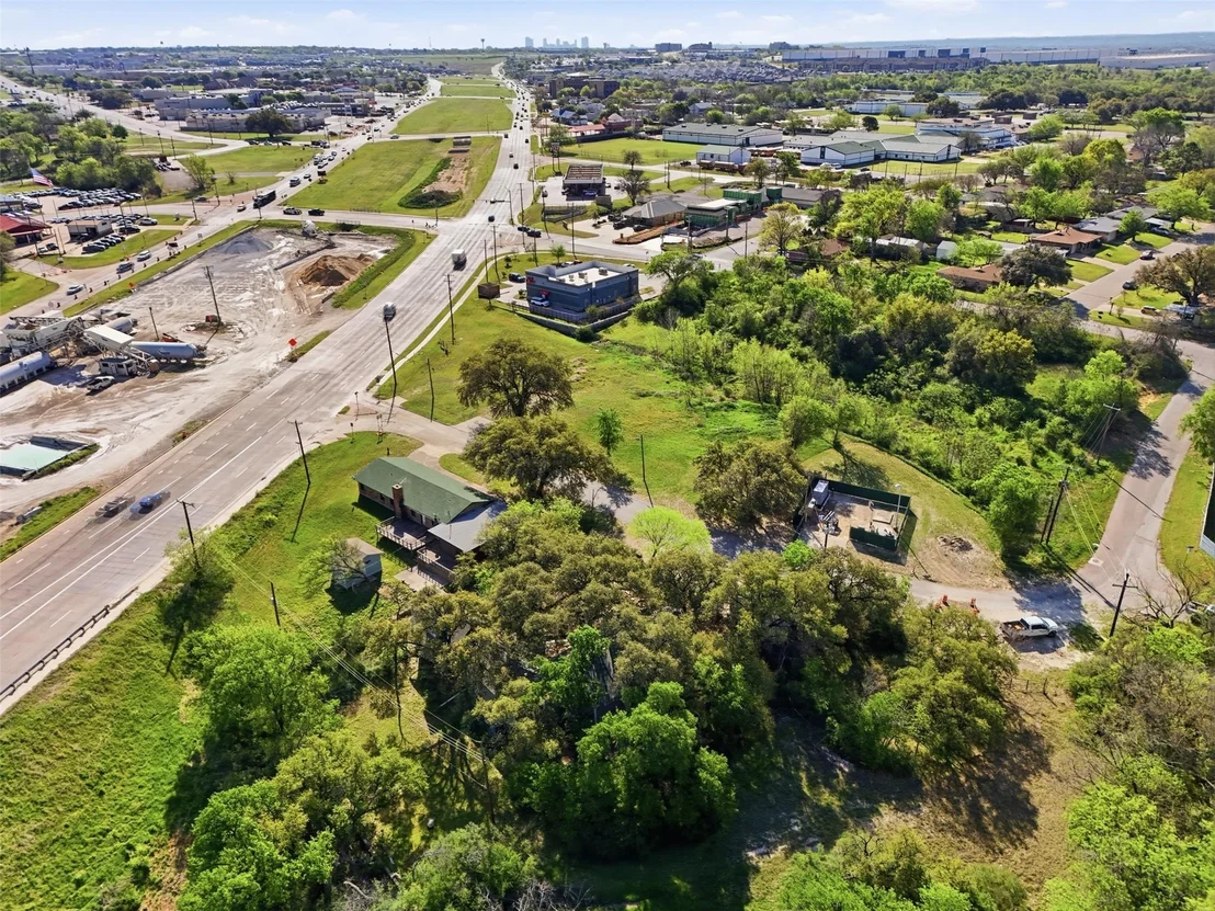 Photo of 7019 Edgemere Place