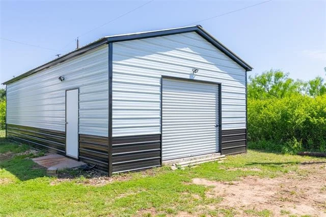 Photo of 8780 Private Road 2412