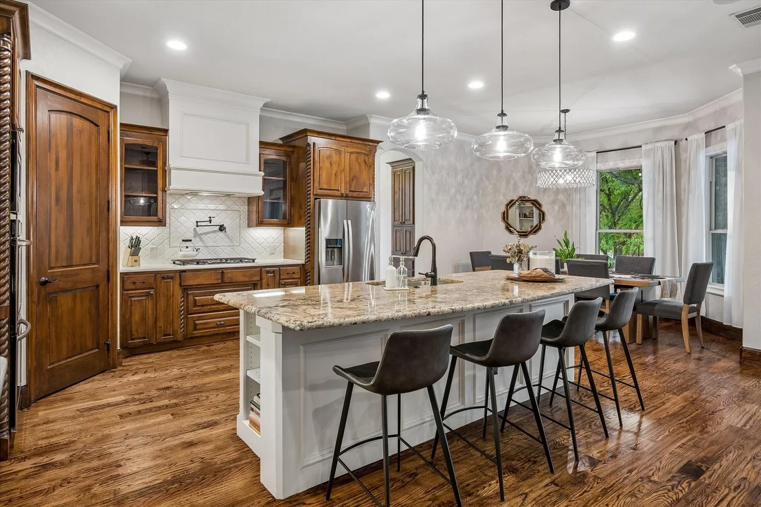Photo of 512 Clear Vista Drive