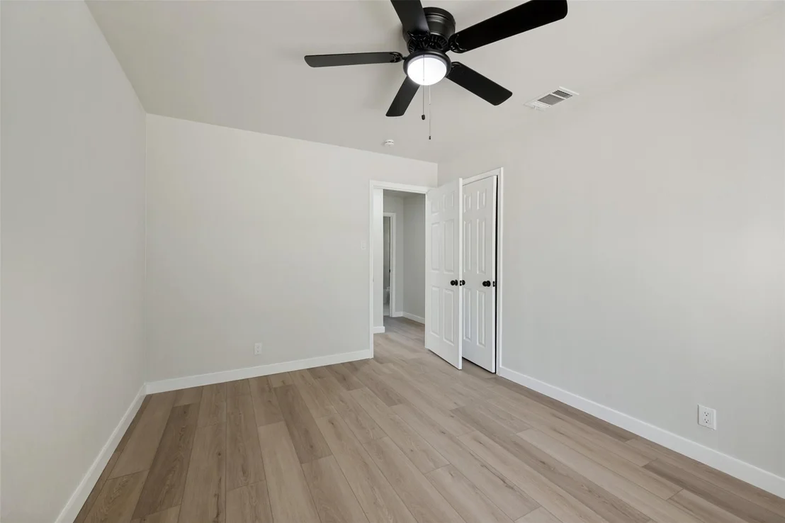 Photo of 112 Oriole Drive