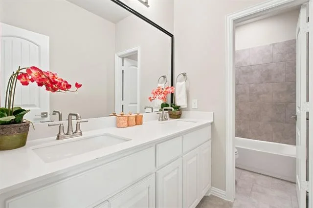 Photo of 1128 Trinity Drive