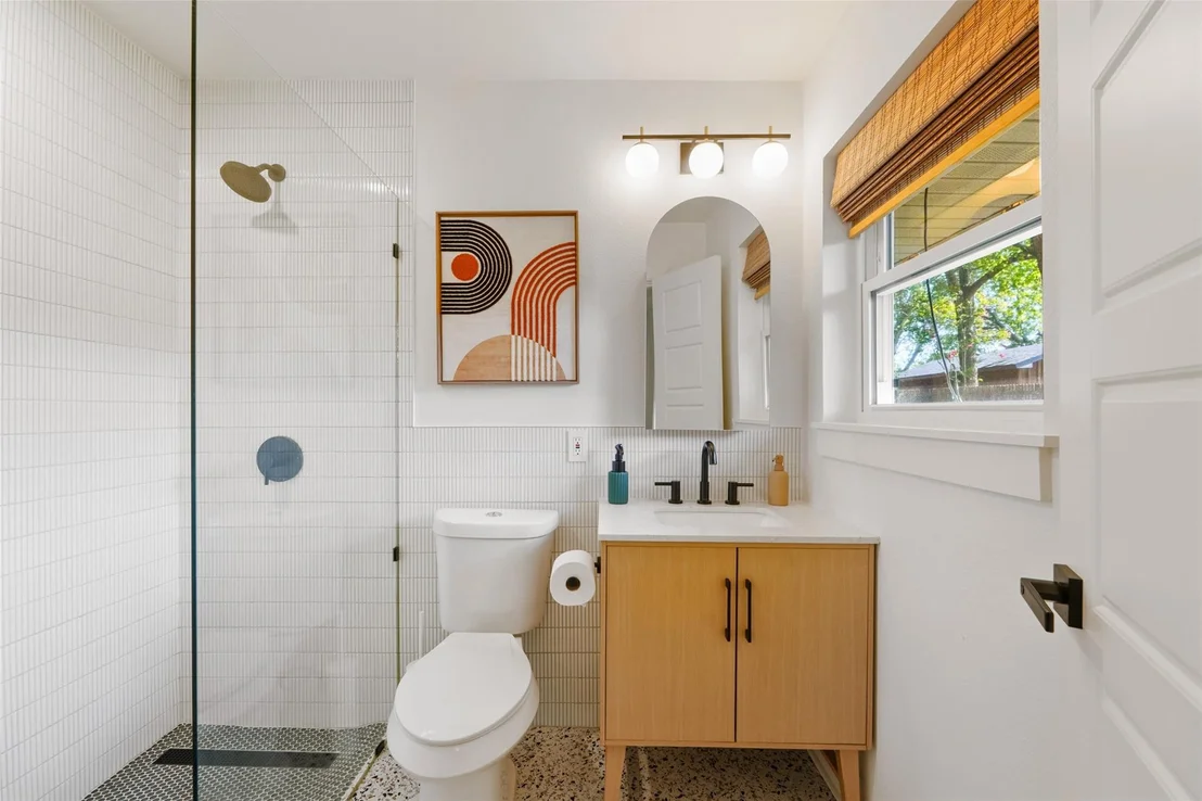 Photo of 1417 Sylvan Drive