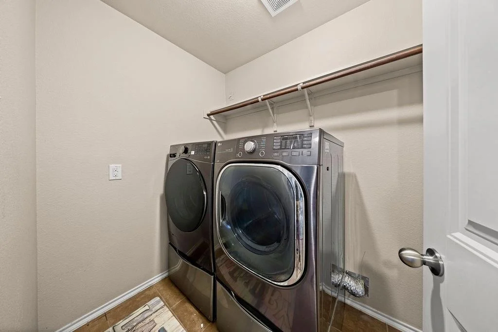 Photo of 2102 Meadow View Drive
