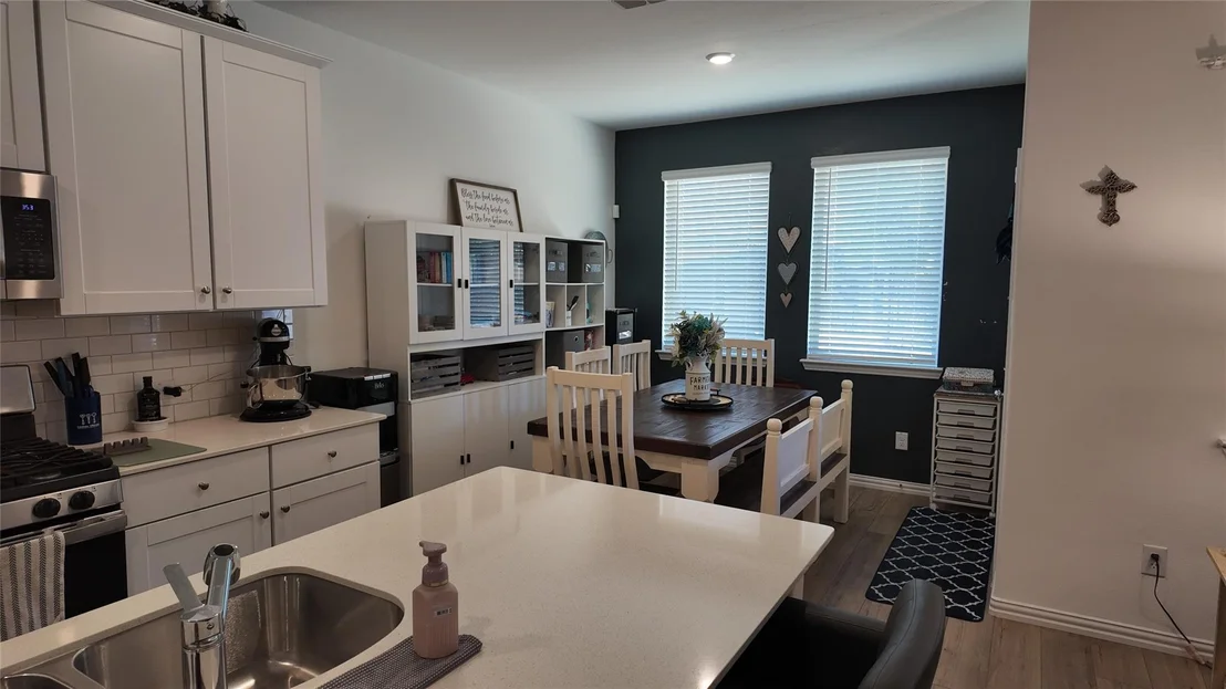 Photo of 1221 Pistachio Drive