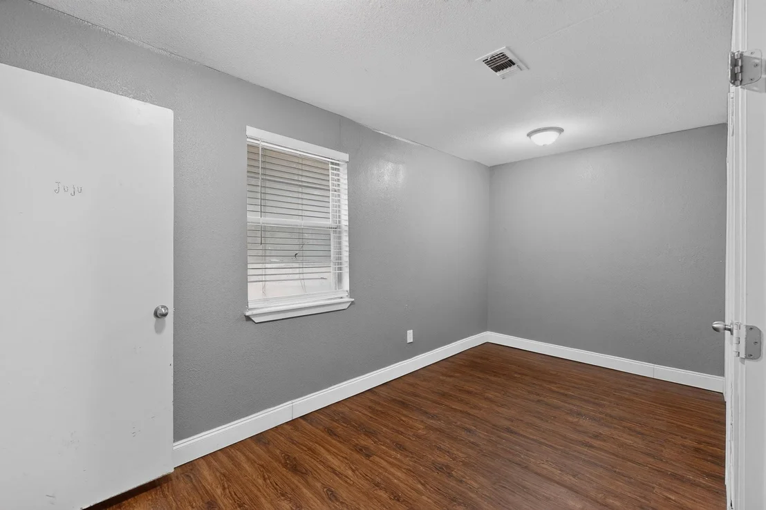 Photo of 101 Spinner Circle
