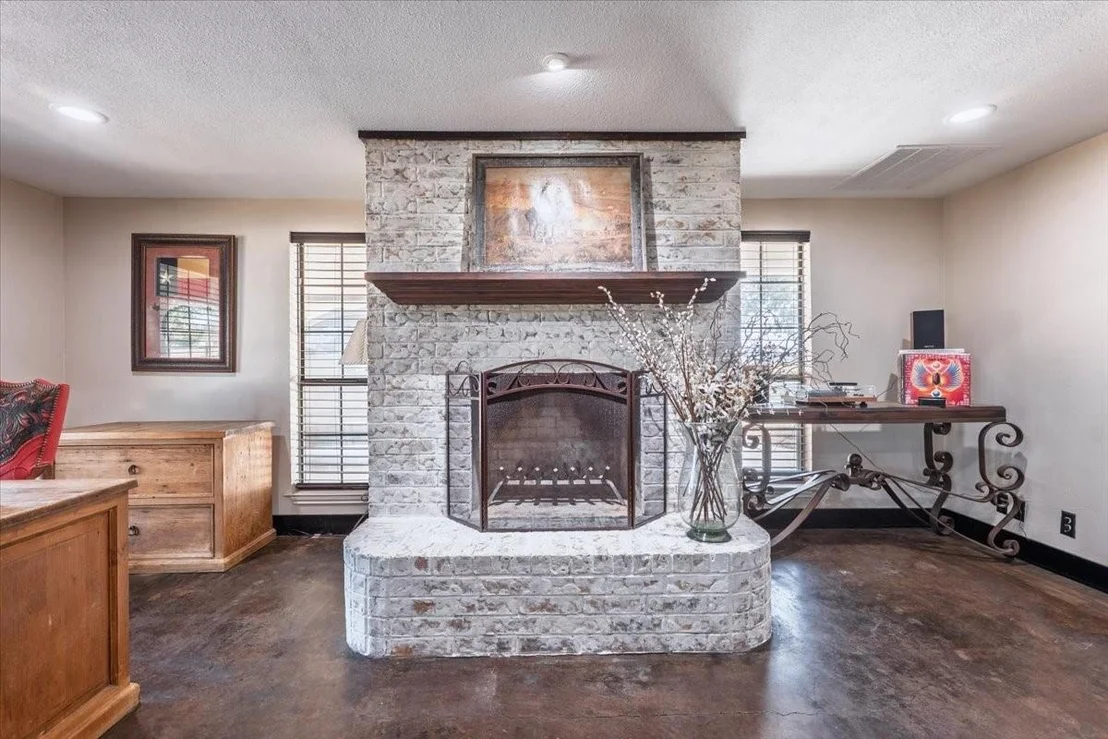 Photo of 820 Walker Lane