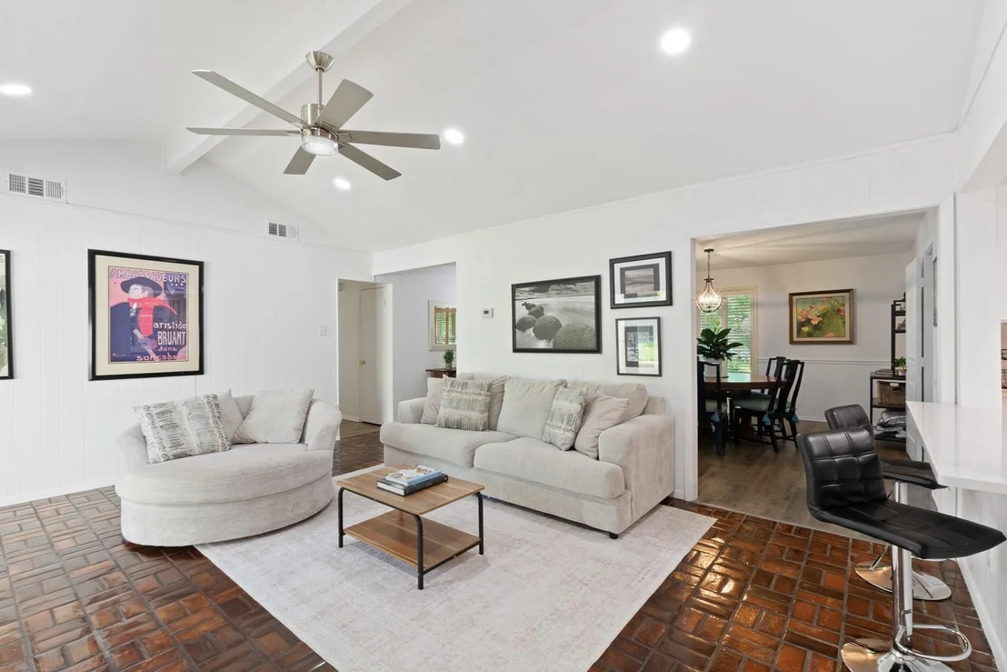 Photo of 803 Firestone Lane
