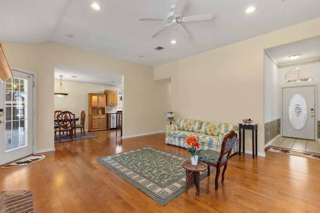 Photo of 2800 Comanche Trail