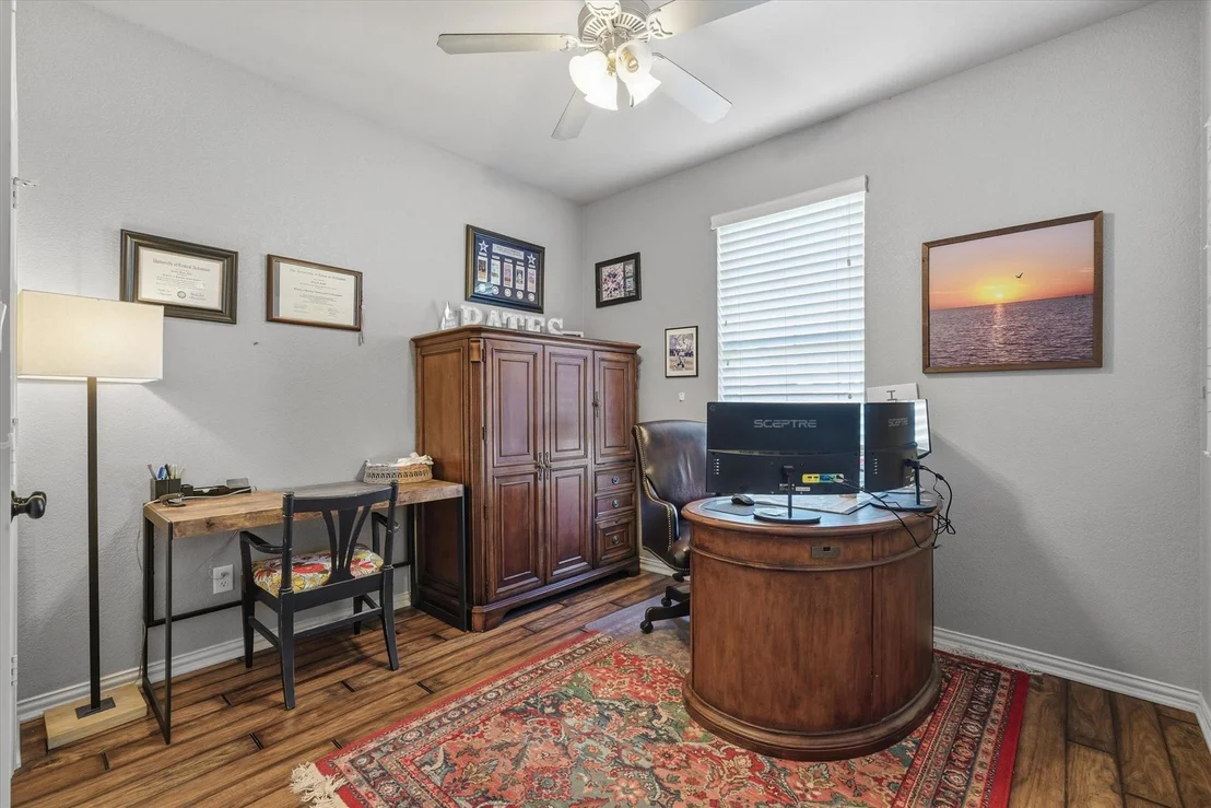 Photo of 3123 Oak Bend
