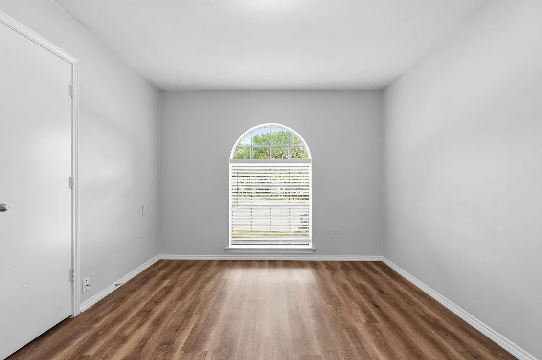 Photo of 1500 Sandy Creek Drive
