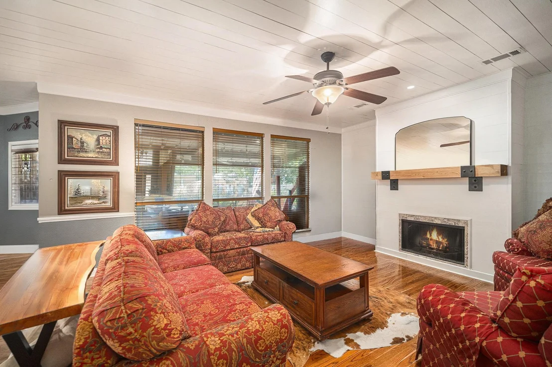 Photo of 6213 Bowin Drive
