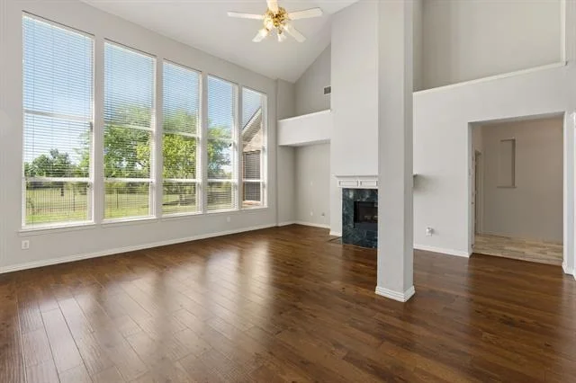 Photo of 10013 Waterview Parkway