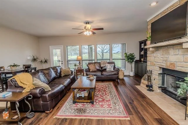 Photo of 1101 Eagle Point Circle