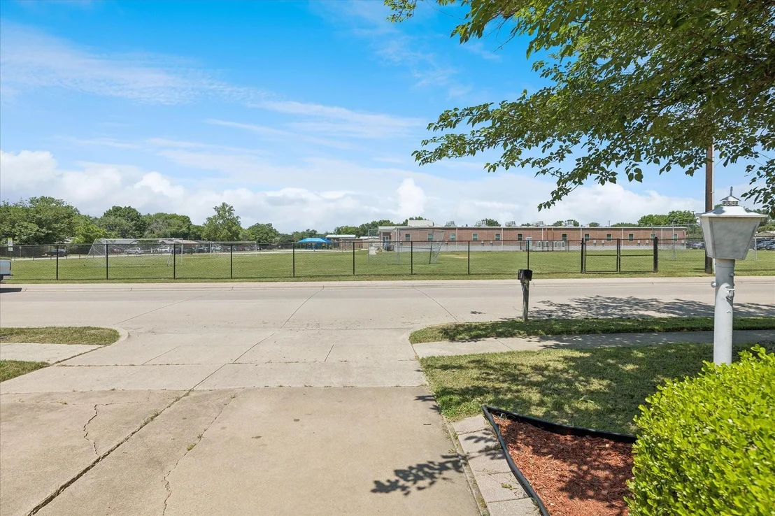 Photo of 5820 Shipp Drive