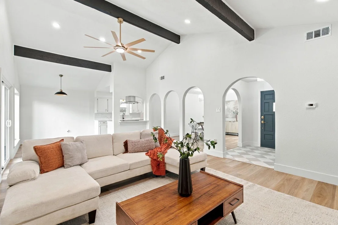 Photo of 4905 Rock River Drive