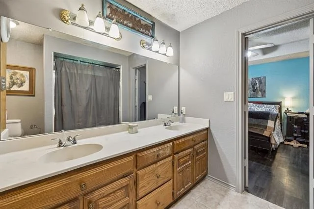 Photo of 301 Southlake Drive