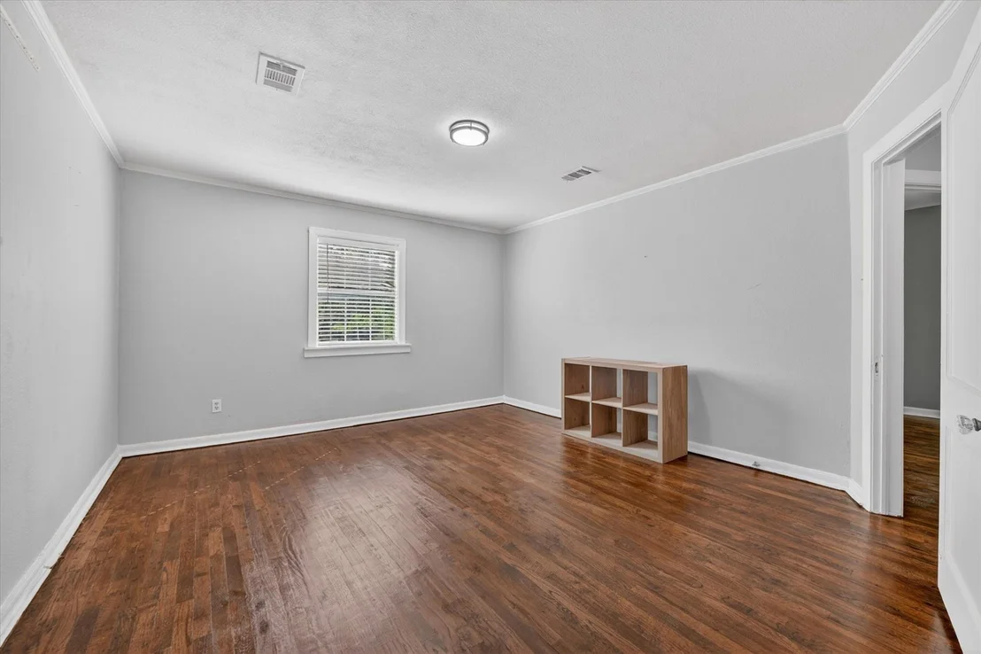 Photo of 2129 Cardinal Lane