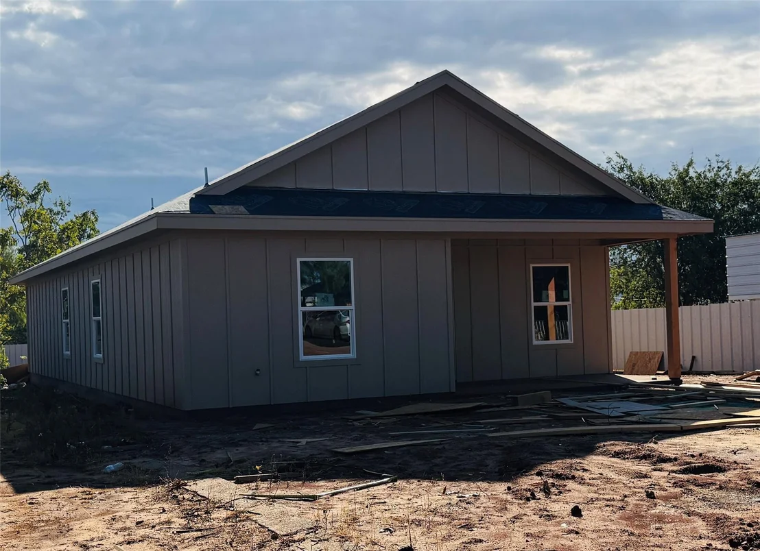 Photo of 1349 Pecan Street